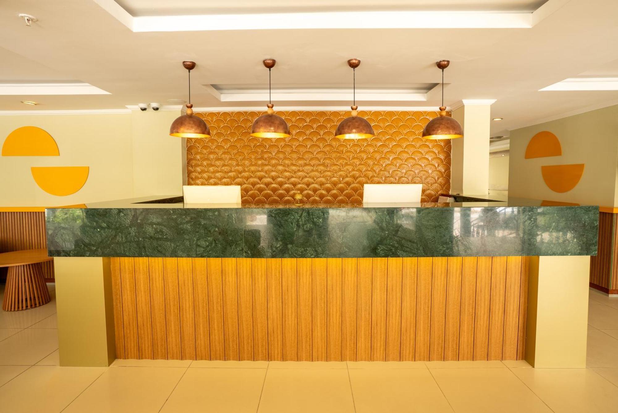 Citrus Plaza Hotel 4*